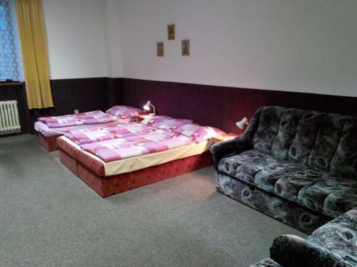 Hostal Penzion Poprda