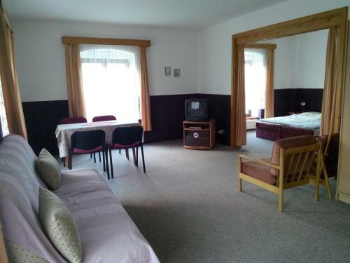 Hostal Penzion Poprda
