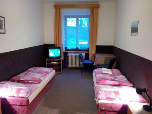 Hostal Penzion Poprda