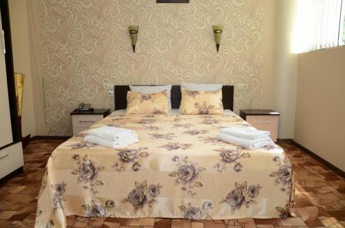 Hostal Ivan Da Mariya Guest House