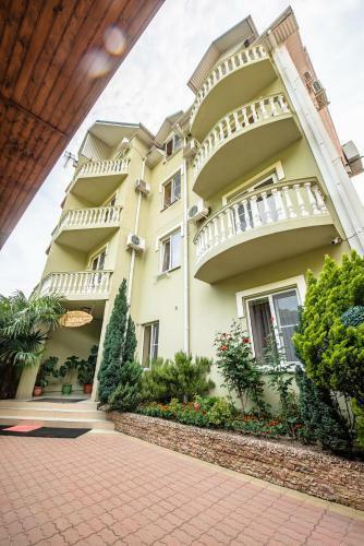 Hostal Maria Guest House