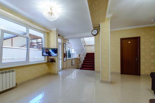 Hostal Zarya Guest House