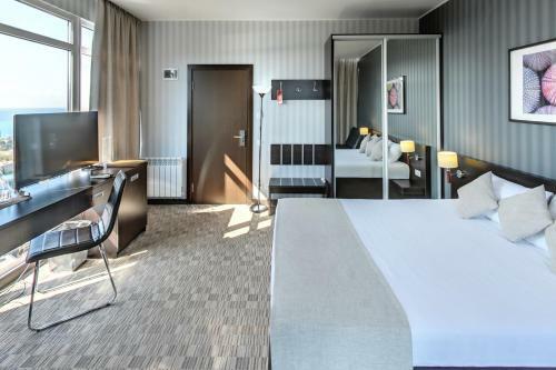 Bristol Aparthotel