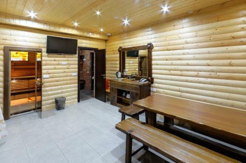 Bristol Aparthotel
