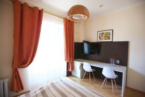 La-mancha Hotel
