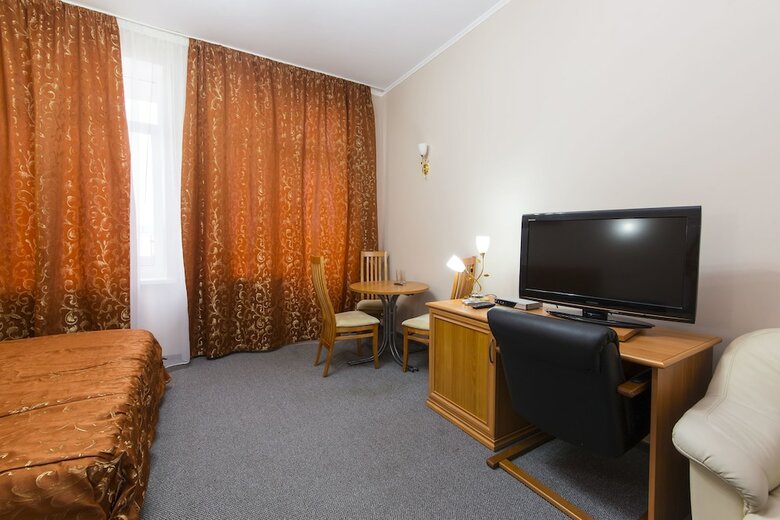 Hotel ?????, ???????????, ?????????? 65?