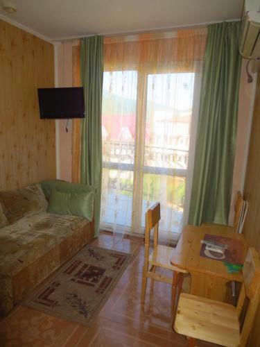 Hostal Mishel Guest House