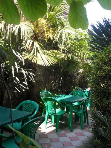 Hostal Mishel Guest House