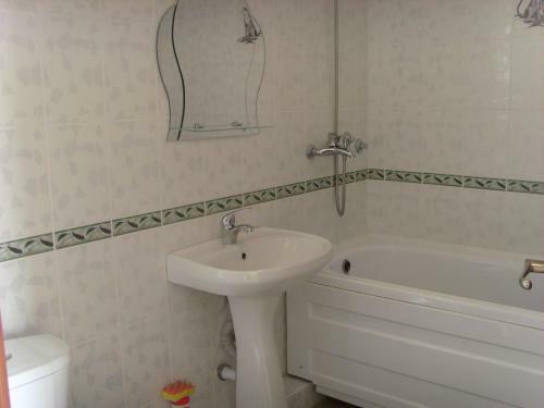 Hostal ???????? ??? ?????? 12