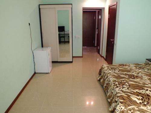 Hostal Zeleniy Samshit