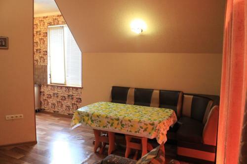 Hostal Guest House On Biryuzovaya 9 A