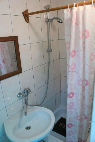Hostal Guest House On Biryuzovaya 9 A
