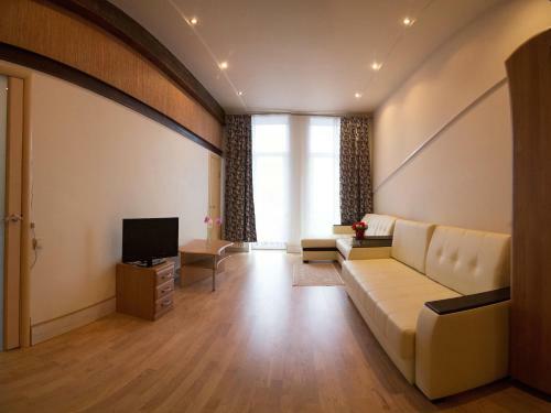 Kutuzovsky 30 Apartment