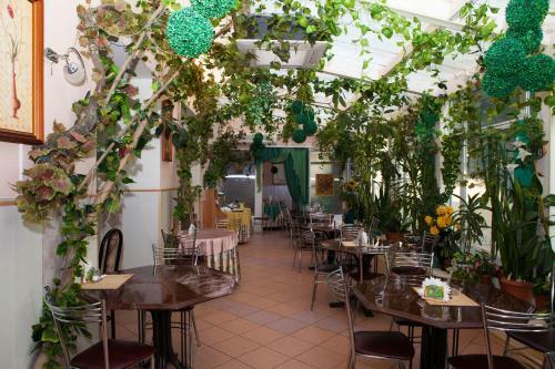 Lada Hotel