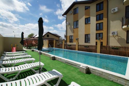 Hostal Karamel Guest House