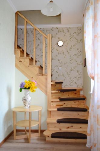 Apartamento Guest House On Malyshevskaya 109