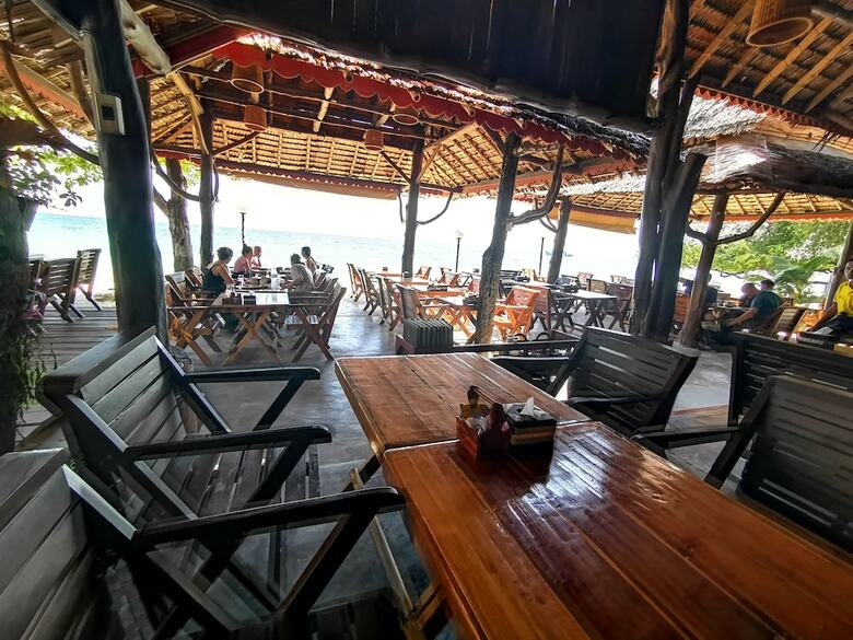 Hotel Phi Phi Relax Beach Resort
