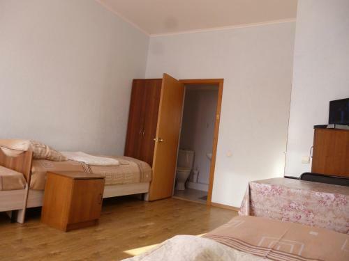 Hostal On Krasnodarskaya Guest House