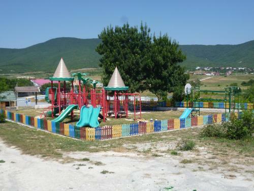 Hostal On Krasnodarskaya Guest House