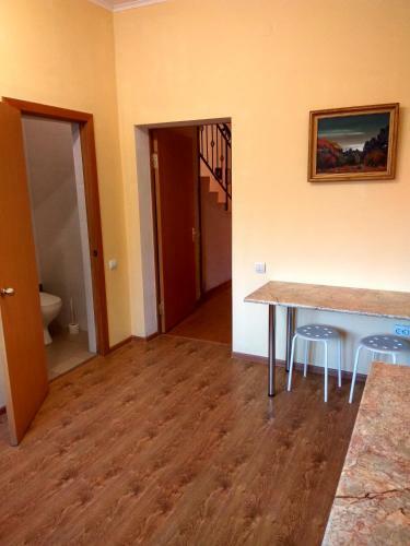 Hostal On Krasnodarskaya Guest House
