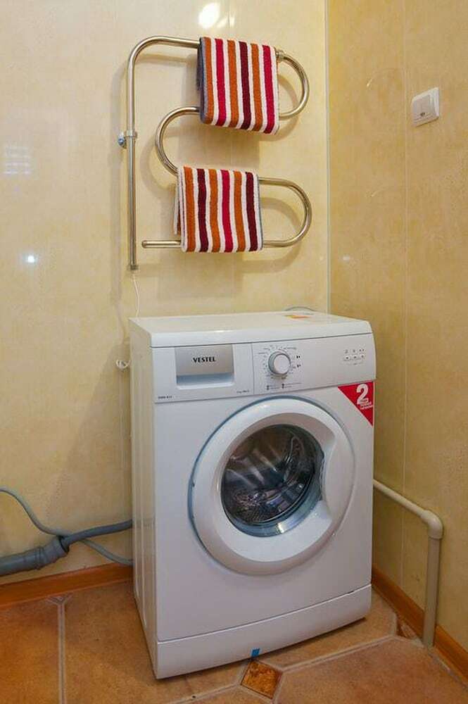 Hostal Kavkaz Hotel