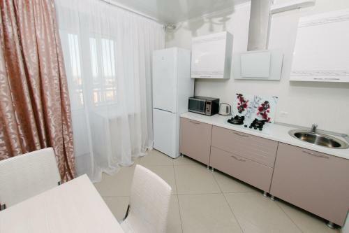 City Center Apartment On Pochtovy 4