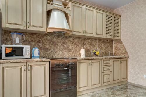 Apartment On Suvorova 165