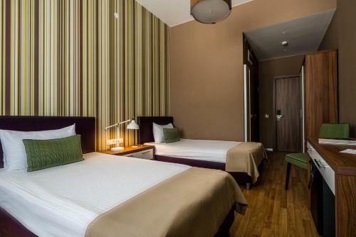 Frigate Hotel