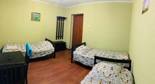 Hostal Raduga Guest House