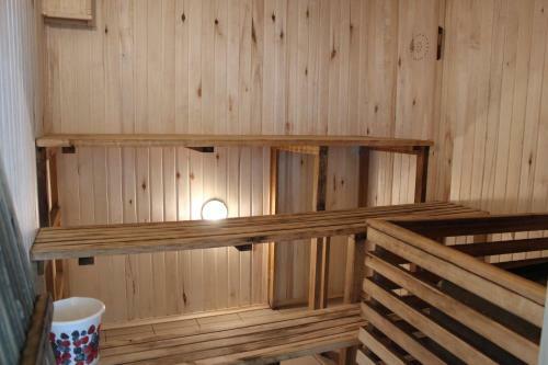 Hostal Raduga Guest House