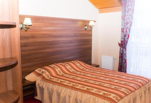 Hotel 903