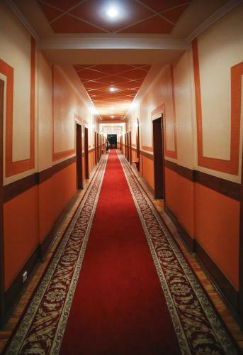 Hotel Oktyabrskaya