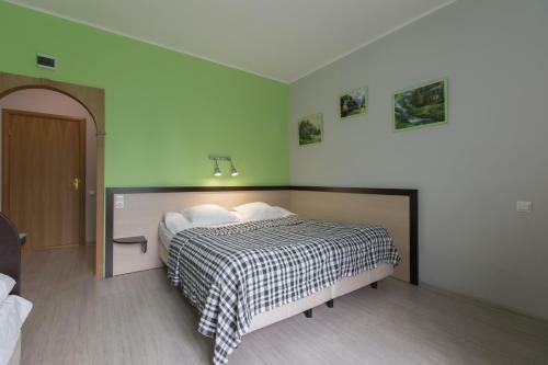 Transit Hotel