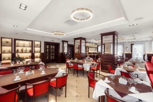 Rozhdestvensky Hotel