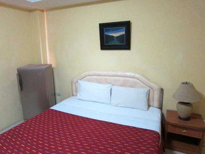 Hotel Robin's Nest Guesthouse