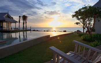 Hotel Devasom Huahin Resort