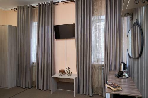 City - Hotel
