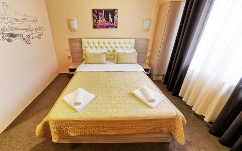 City - Hotel