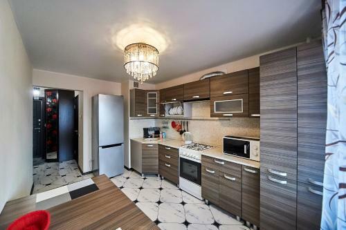Apartaments S Basseinom I Parkom