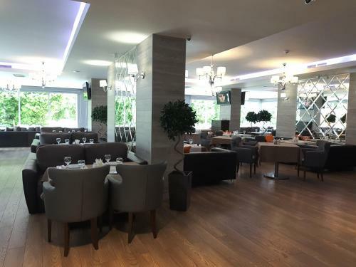 Sofrino Park Hotel