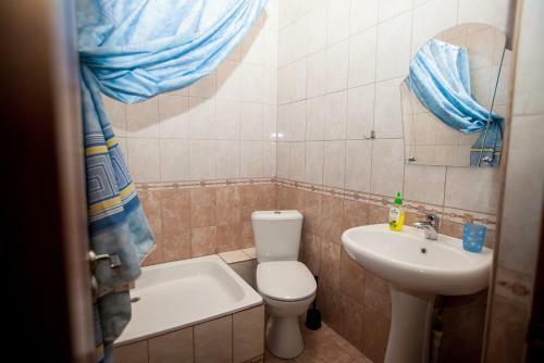 Hostal Kovcheg Guest House