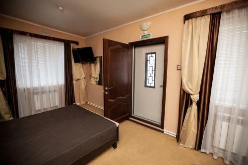 Hostal Kovcheg Guest House