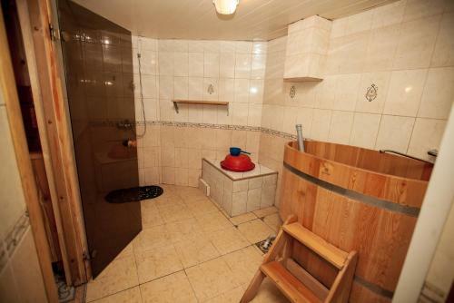 Hostal Kovcheg Guest House