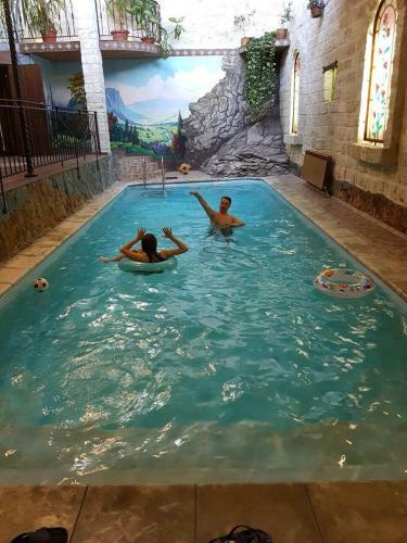 Hostal Mikhaylovskiye Bani