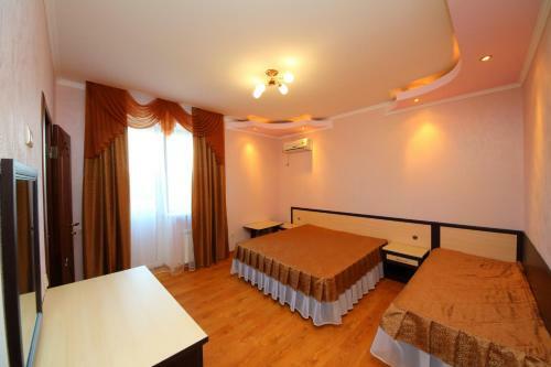 Hostal Guest House Lev