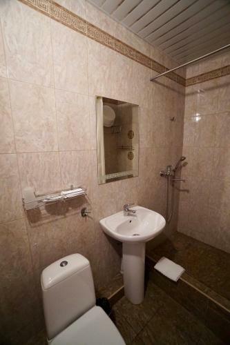Hostal ??????