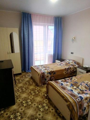 Hostal ???????