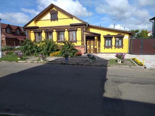 Hostal House Near Monastery