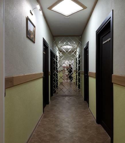 Hostal Guest House 12 Months