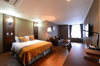 Value Hotel Worldwide High End